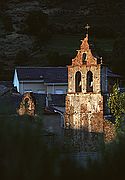 Camara Nikon F2
Iglesia al atardecer
In Memoriam
BARRIO DE LA PUENTE
Foto: 1770